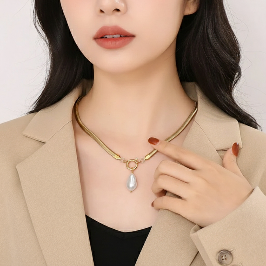 Shizuku Pearl Pendant in 18K Plated Gold