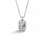  Éternelle Pendant Emerald Cut
