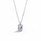  Éternelle Pendant Emerald Cut