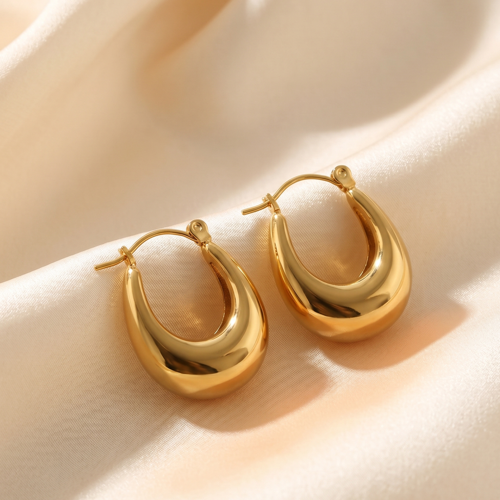 The Nami Hoop Earrings