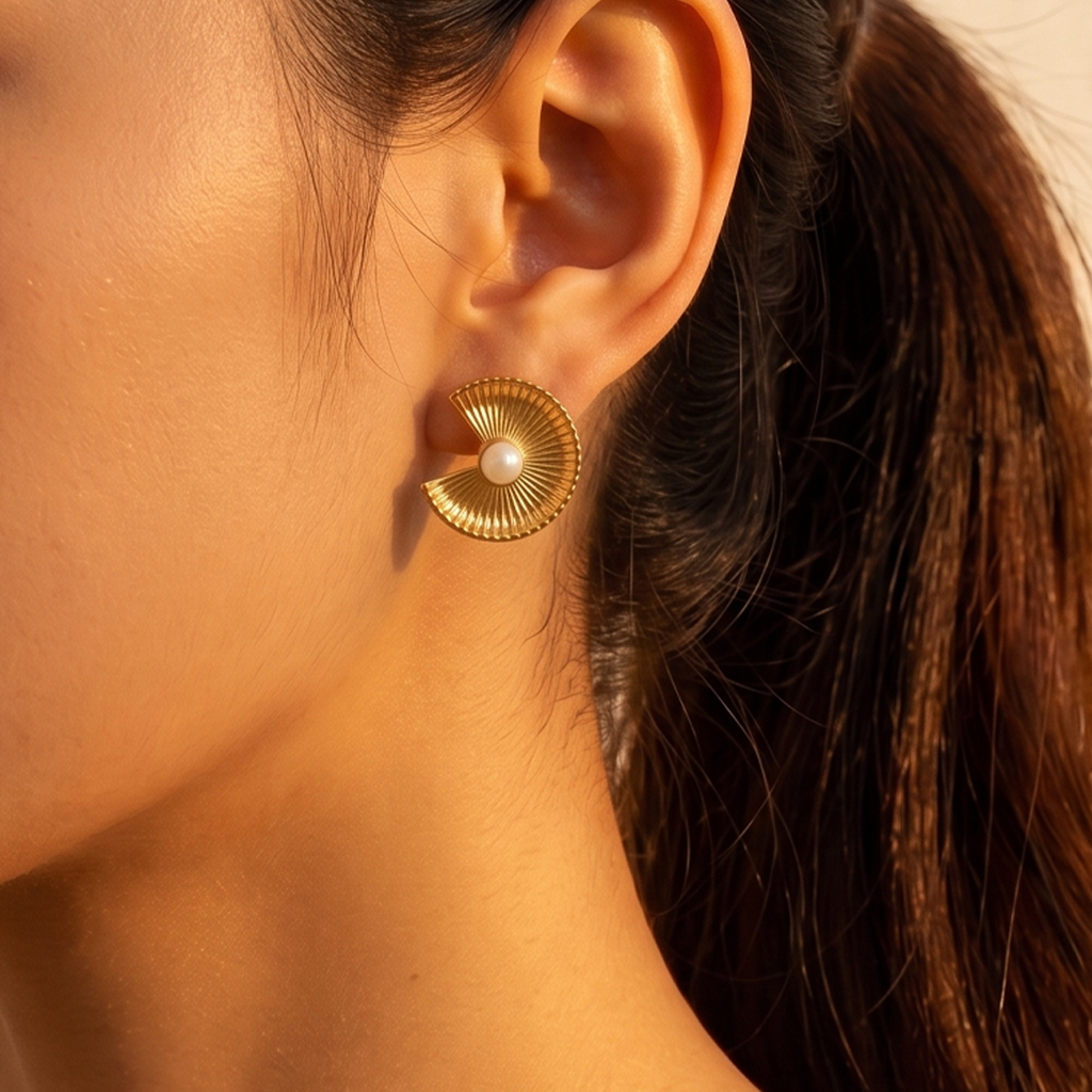 Nautilus Studs