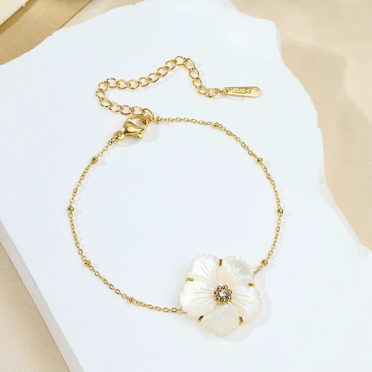 Sakura Petal Dream Plated in 18K Gold