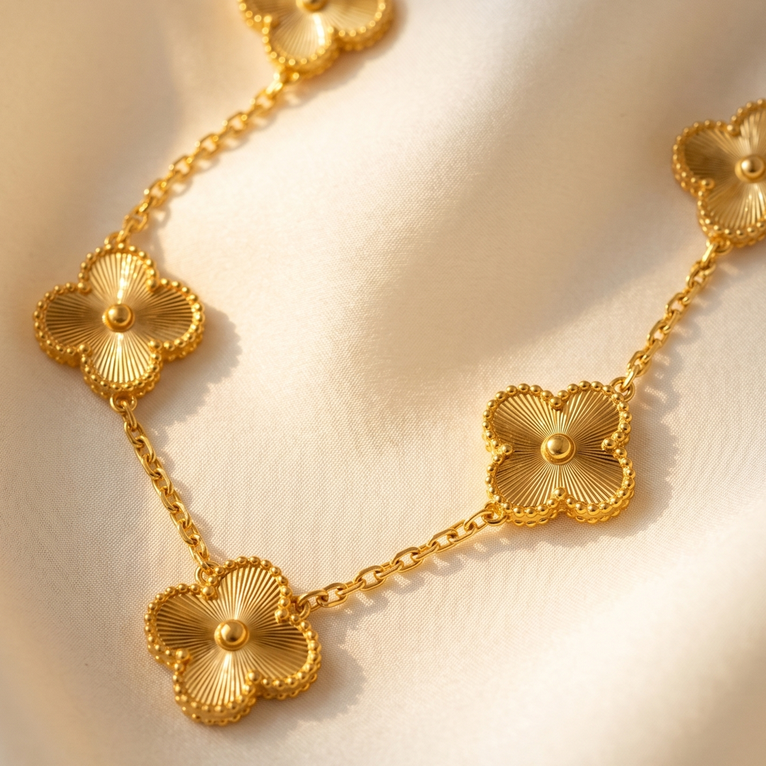 Drift Blossom Necklace