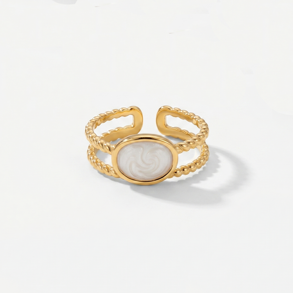 The Seafoam Crest Ring