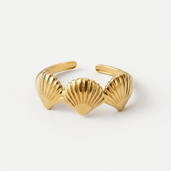 The Umi Scallop Ring