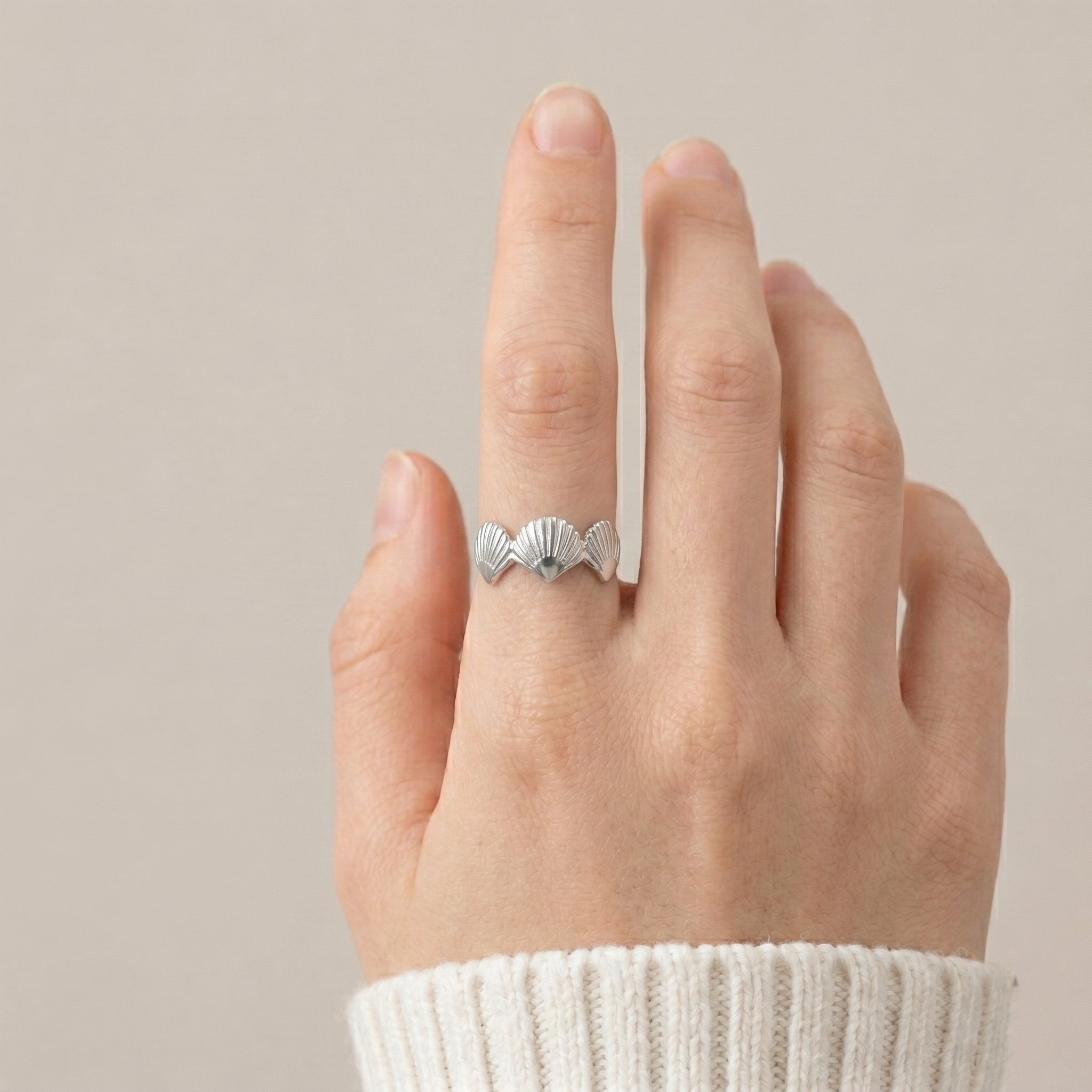 The Umi Scallop Ring